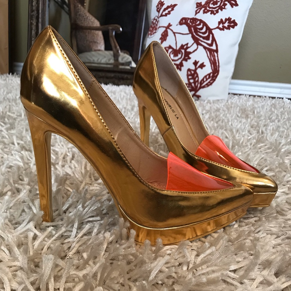 24kt. Gold Platform Pumps